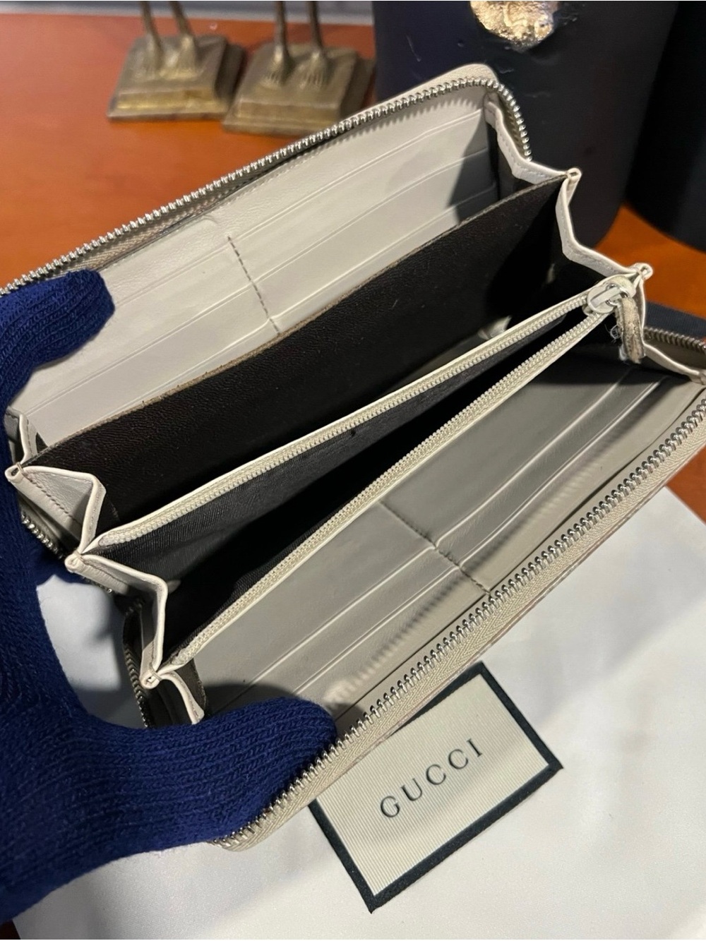 Authentic Gucci Guccissima Zip Around Wallet Beige W Dust Bag Italy - Picture 3 of 13